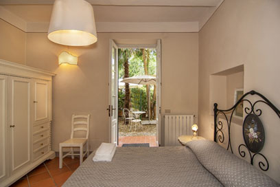 Bed & Breakfast Corte Meraviglia Lucca Rooms' prices